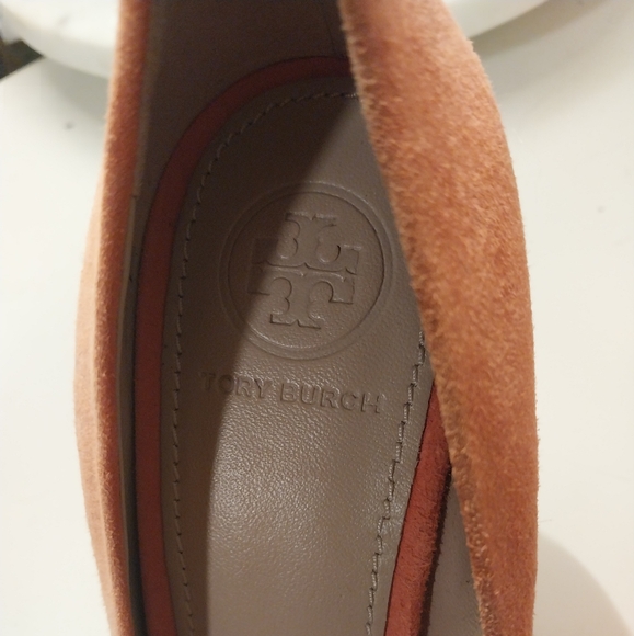 Tory Burch Elena Pumps - Picture 7 of 8
